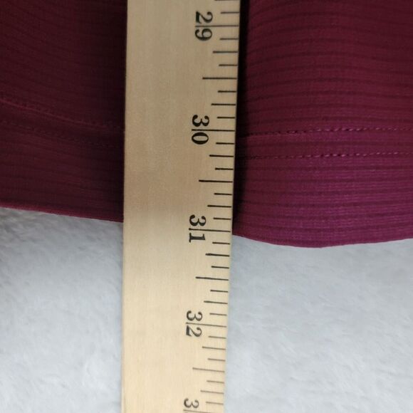 Under Armour Mens Polo Shirt Size 2XL HeatGear Loose Fit Golf Red Maroon - Picture 6 of 7